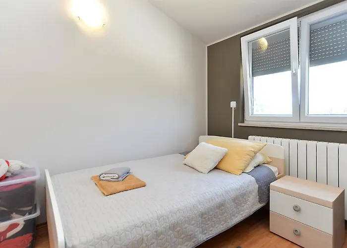 Silvio 1779 Apartman *